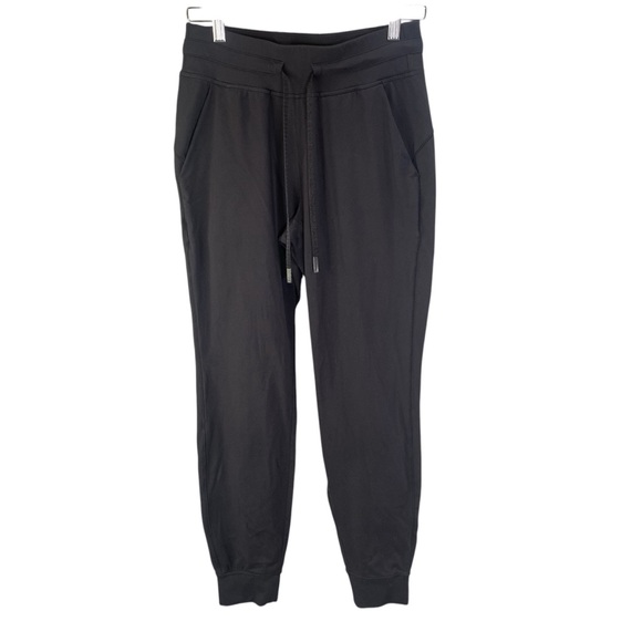 lululemon athletica Pants - Lululemon Athletica Joggers Women Size 6 Elastic Waistband Tapered Fit Black